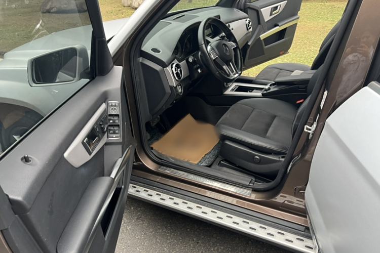 Used Mercedes-Benz GLK-Class 2015 GLK 260 4MATIC Fashion Edition Ultimate Version Interior 4