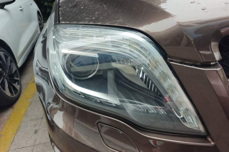 Used Mercedes-Benz GLK-Class 2015 GLK 260 4MATIC Fashion Edition Ultimate Version Right Front Headlight