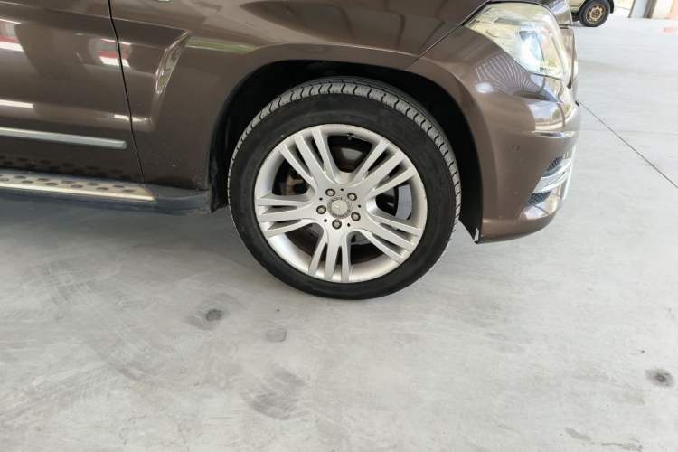 Used Mercedes-Benz GLK-Class 2015 GLK 260 4MATIC Dynamic Edition Ultimate Version Right Front Wheel Hub