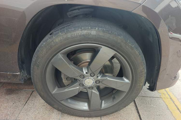 Used Mercedes-Benz GLK-Class 2015 GLK 260 4MATIC Fashion Edition Ultimate Version Right Front Wheel Hub