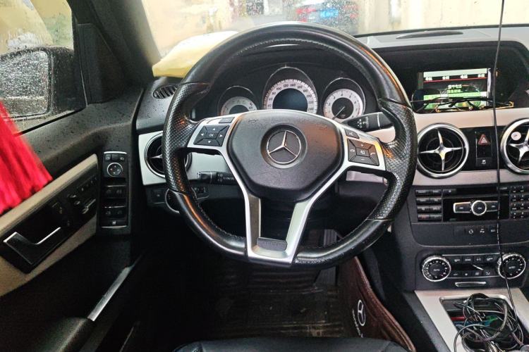 Used Mercedes-Benz GLK-Class 2015 GLK 260 4MATIC Dynamic Edition Ultimate Version Steering Wheel