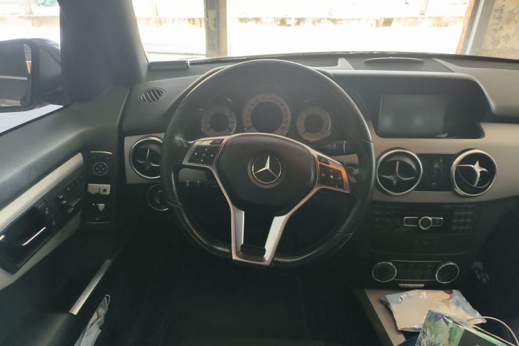 Used Mercedes-Benz GLK-Class 2015 GLK 260 4MATIC Dynamic Edition Ultimate Version Steering Wheel