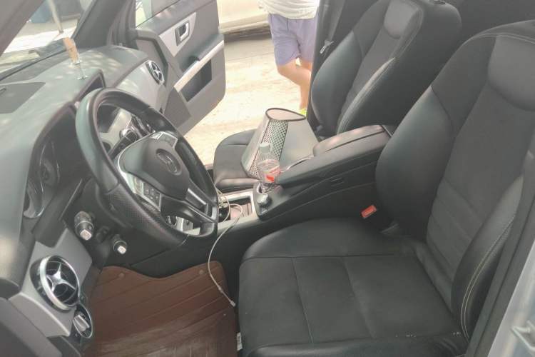 Used Mercedes-Benz GLK-Class 2015 GLK 260 4MATIC Dynamic Edition Ultimate Version Left Front Seat