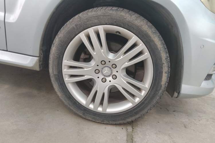 Used Mercedes-Benz GLK-Class 2015 GLK 260 4MATIC Dynamic Edition Ultimate Version Right Front Wheel Hub