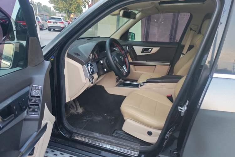 Used Mercedes-Benz GLK-Class 2015 GLK 300 4MATIC Fashion Edition Ultimate Version Driver Seat