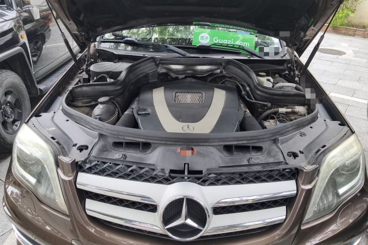 Used Mercedes-Benz GLK-Class 2015 GLK 300 4MATIC Fashion Edition Ultimate Version Engine Bay
