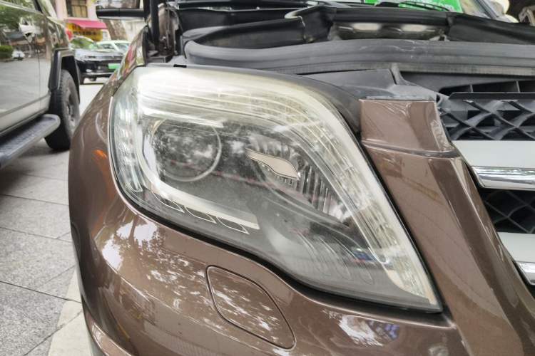 Used Mercedes-Benz GLK-Class 2015 GLK 300 4MATIC Fashion Edition Ultimate Version Right Front Headlight
