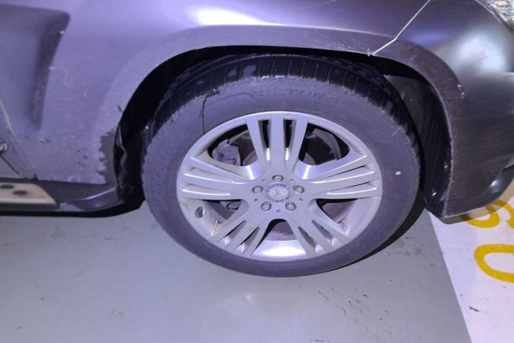 Used Mercedes-Benz GLK-Class 2015 GLK 260 4MATIC Dynamic Edition Ultimate Version Right Front Wheel Hub