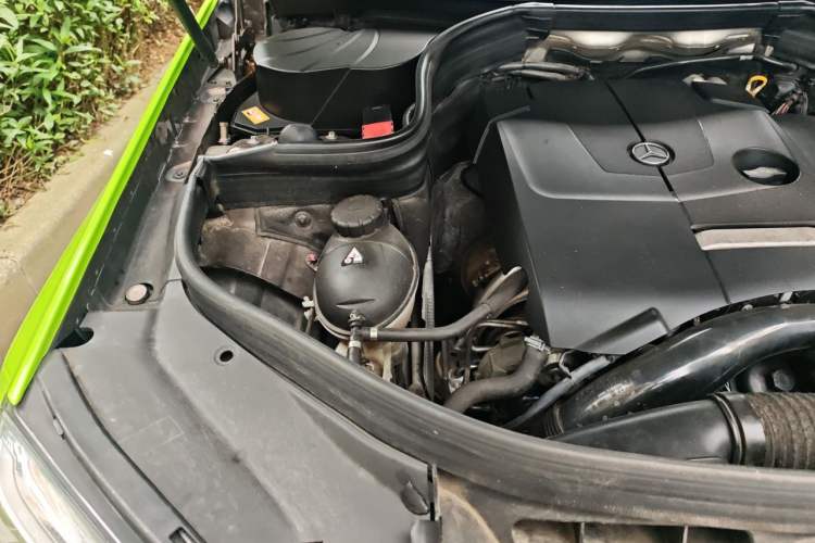 Used Mercedes-Benz GLK-Class 2015 GLK 260 4MATIC Dynamic Edition Ultimate Version Engine Bay Right