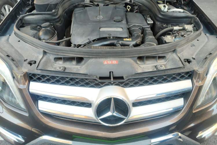 Used Mercedes-Benz GLK-Class 2015 GLK 260 4MATIC Fashion Edition Ultimate Version Engine Bay