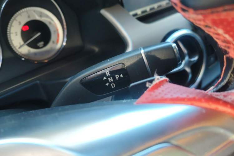 Used Mercedes-Benz GLK-Class 2015 GLK 260 4MATIC Fashion Edition Ultimate Version Gear Lever