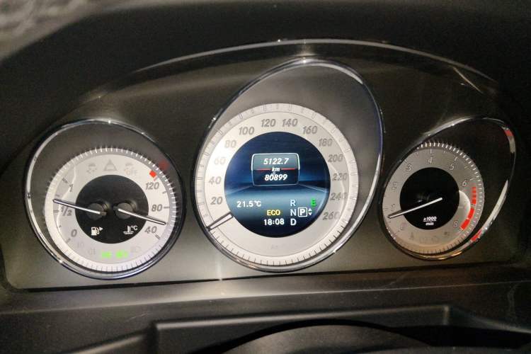Used Mercedes-Benz GLK-Class 2015 GLK 260 4MATIC Dynamic Edition Ultimate Version Instrument Cluster