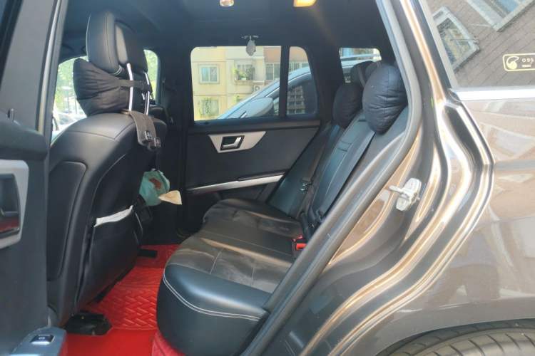 Used Mercedes-Benz GLK-Class 2015 GLK 260 4MATIC Fashion Edition Ultimate Version Left Rear Seat