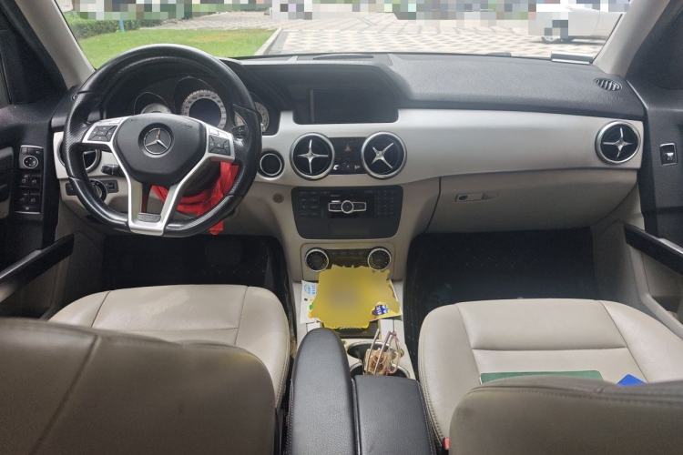 Used Mercedes-Benz GLK-Class 2015 GLK 260 4MATIC Dynamic Edition Ultimate Version Center Console