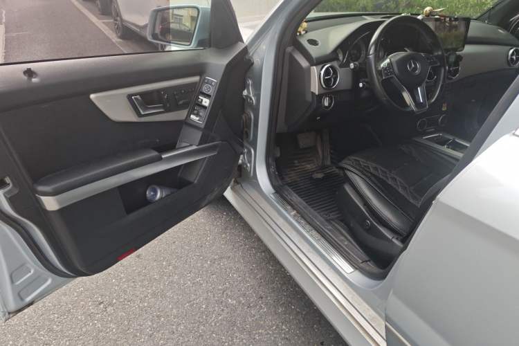 Used Mercedes-Benz GLK-Class 2015 GLK 260 4MATIC Dynamic Edition Ultimate Version Driver Seat