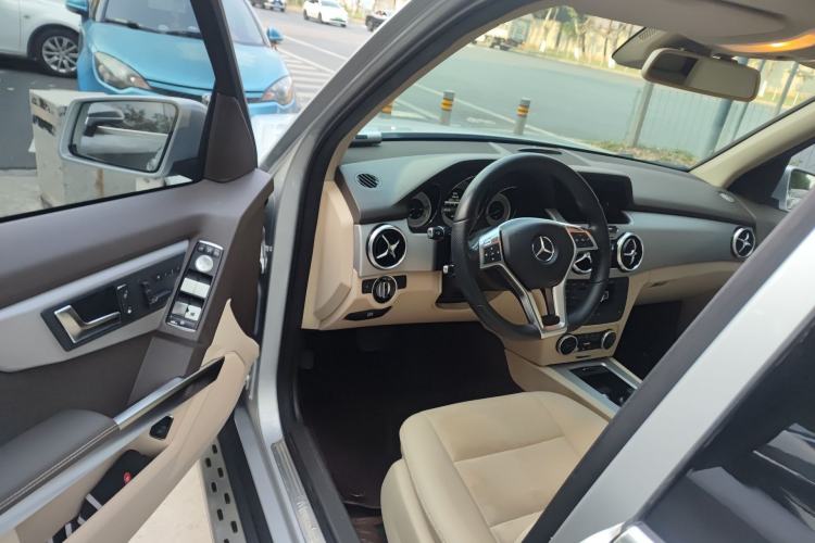 Used Mercedes-Benz GLK-Class 2015 GLK 300 4MATIC Fashion Edition Ultimate Version Driver Seat