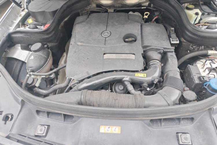 Used Mercedes-Benz GLK-Class 2015 GLK 260 4MATIC Fashion Edition Ultimate Version Engine Bay