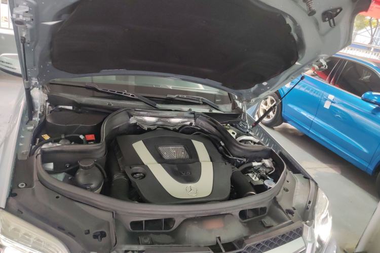 Used Mercedes-Benz GLK-Class 2015 GLK 300 4MATIC Fashion Edition Ultimate Version Engine Bay