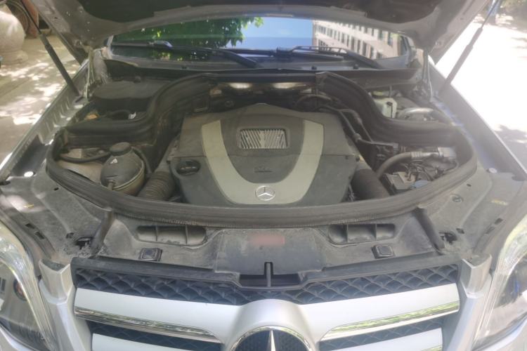 Used Mercedes-Benz GLK-Class 2015 GLK 300 4MATIC Fashion Edition Ultimate Version Engine Bay