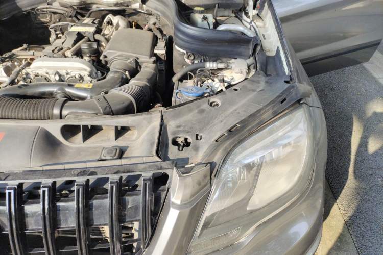 Used Mercedes-Benz GLK-Class 2015 GLK 260 4MATIC Dynamic Edition Ultimate Version Engine Bay Left