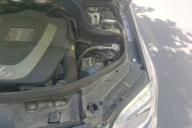 Used Mercedes-Benz GLK-Class 2015 GLK 300 4MATIC Fashion Edition Ultimate Version Engine Bay Left