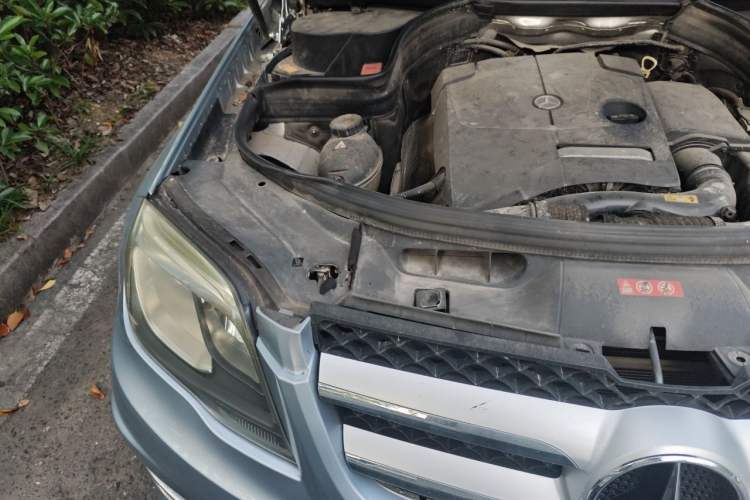 Used Mercedes-Benz GLK-Class 2015 GLK 260 4MATIC Dynamic Edition Ultimate Version Engine Bay Right