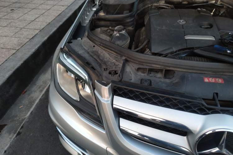 Used Mercedes-Benz GLK-Class 2015 GLK 260 4MATIC Dynamic Edition Ultimate Version Engine Bay Right