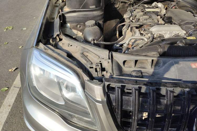 Used Mercedes-Benz GLK-Class 2015 GLK 260 4MATIC Dynamic Edition Ultimate Version Engine Bay Right