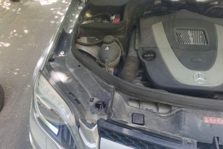 Used Mercedes-Benz GLK-Class 2015 GLK 300 4MATIC Fashion Edition Ultimate Version Engine Bay Right