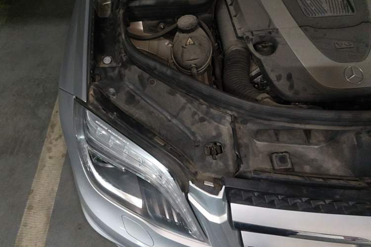 Used Mercedes-Benz GLK-Class 2015 GLK 300 4MATIC Fashion Edition Ultimate Version Engine Bay Right