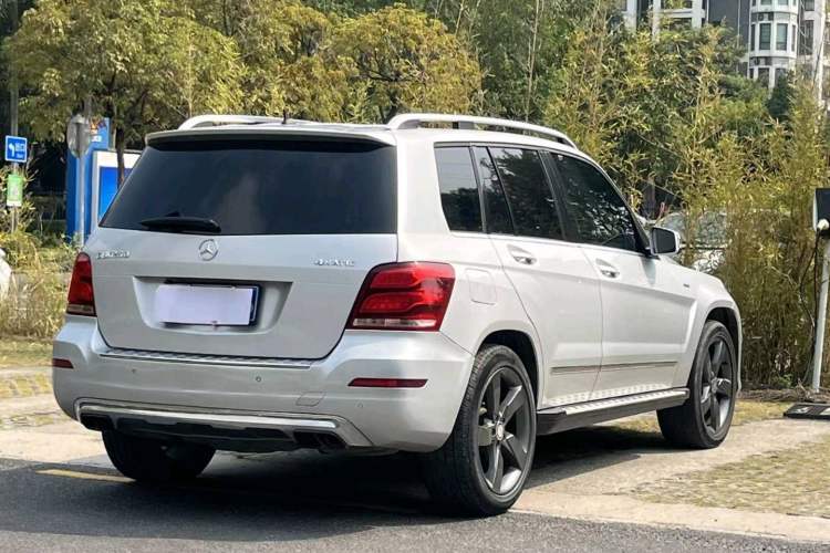Used Mercedes-Benz GLK-Class 2015 GLK 260 4MATIC Fashion Edition Ultimate Version Exterior 5