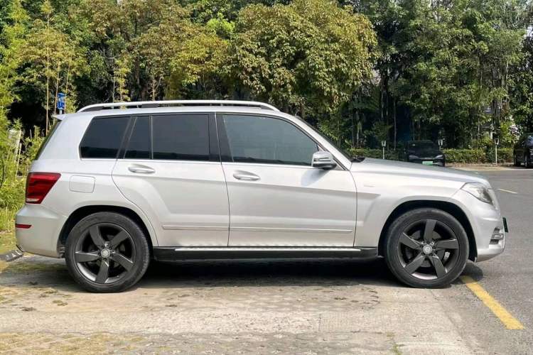 Used Mercedes-Benz GLK-Class 2015 GLK 260 4MATIC Fashion Edition Ultimate Version Exterior 6