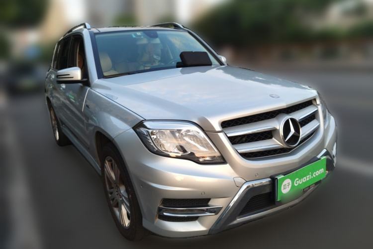 Used Mercedes-Benz GLK-Class 2015 GLK 260 4MATIC Dynamic Edition Ultimate Version Front Right 45 Deg