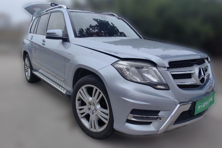 Used Mercedes-Benz GLK-Class 2015 GLK 260 4MATIC Dynamic Edition Ultimate Version Front Right 45 Deg