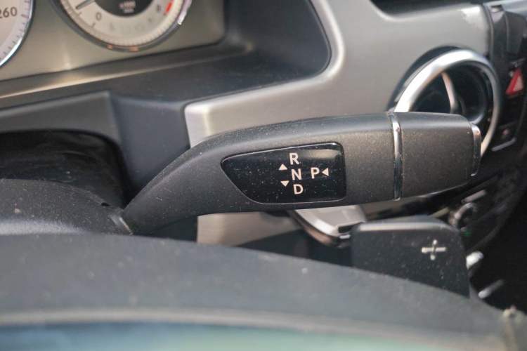 Used Mercedes-Benz GLK-Class 2015 GLK 260 4MATIC Fashion Edition Ultimate Version Gear Lever