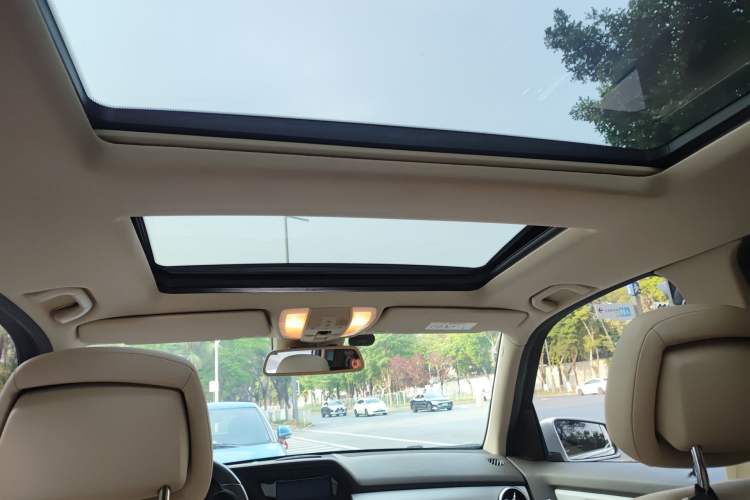 Used Mercedes-Benz GLK-Class 2015 GLK 300 4MATIC Fashion Edition Ultimate Version Headliner