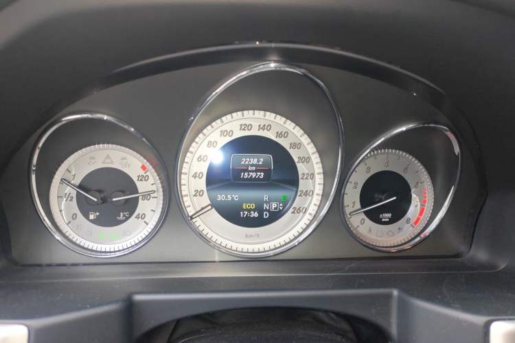 Used Mercedes-Benz GLK-Class 2015 GLK 260 4MATIC Fashion Edition Ultimate Version Instrument Cluster