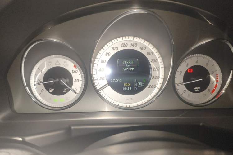 Used Mercedes-Benz GLK-Class 2015 GLK 260 4MATIC Dynamic Edition Ultimate Version Instrument Cluster