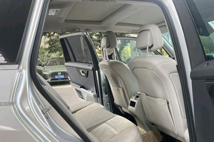 Used Mercedes-Benz GLK-Class 2015 GLK 260 4MATIC Fashion Edition Ultimate Version Interior 2