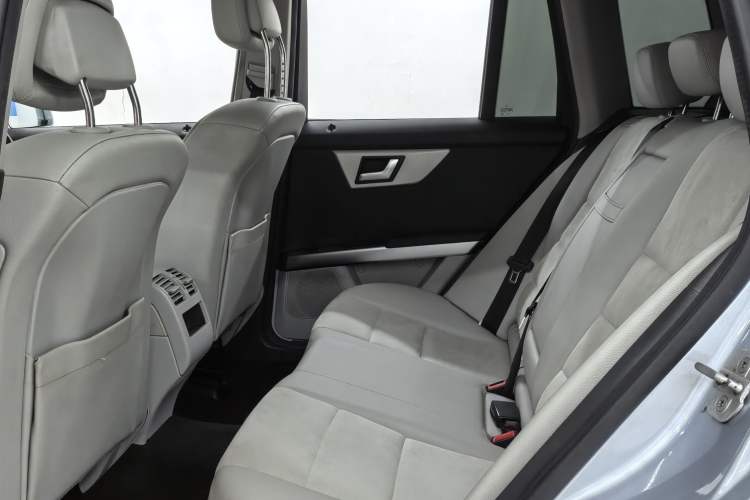 Used Mercedes-Benz GLK-Class 2015 GLK 300 4MATIC Fashion Edition Ultimate Version Interior 2