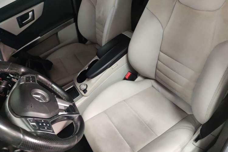 Used Mercedes-Benz GLK-Class 2015 GLK 300 4MATIC Fashion Edition Ultimate Version Left Front Seat