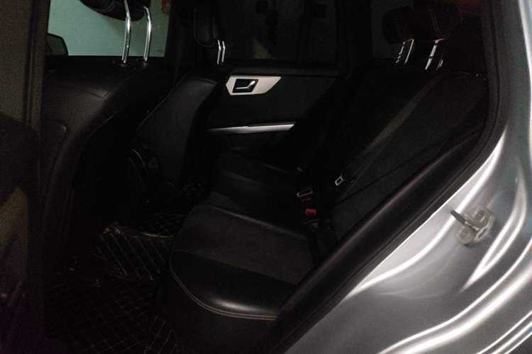 Used Mercedes-Benz GLK-Class 2015 GLK 300 4MATIC Fashion Edition Ultimate Version Left Rear Seat