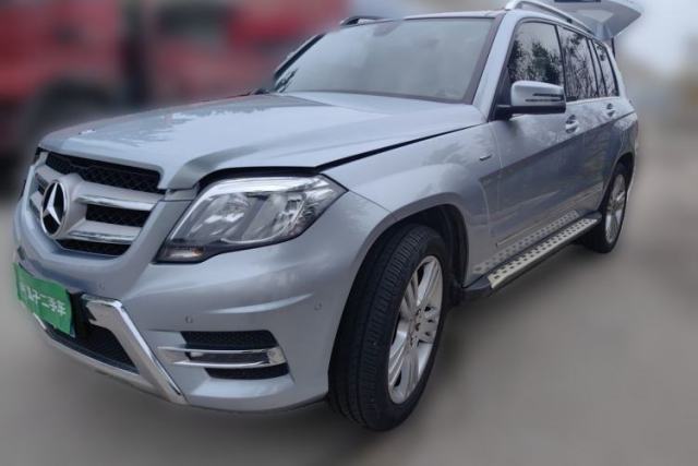 Ojetý Mercedes-Benz GLK-Class 2015 GLK 260 4MATIC Dynamic Edition Ultimate Version