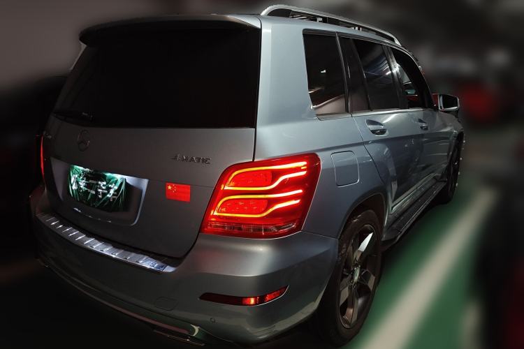 Used Mercedes-Benz GLK-Class 2015 GLK 260 4MATIC Fashion Edition Ultimate Version Rear Right 45 Deg
