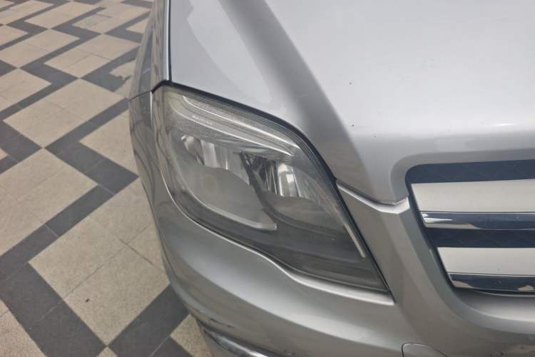 Used Mercedes-Benz GLK-Class 2015 GLK 260 4MATIC Dynamic Edition Ultimate Version Right Front Headlight