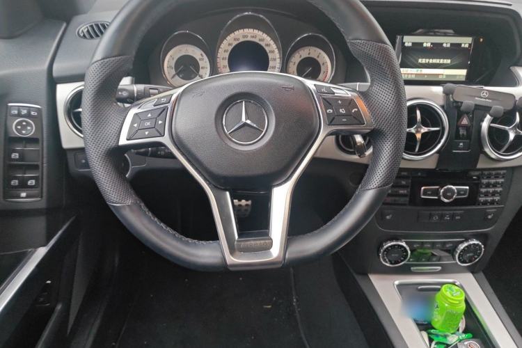 Used Mercedes-Benz GLK-Class 2015 GLK 260 4MATIC Fashion Edition Ultimate Version Steering Wheel
