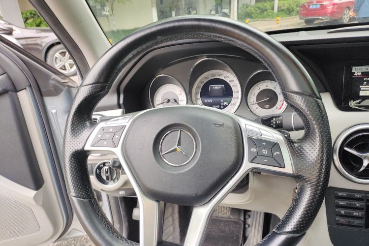 Used Mercedes-Benz GLK-Class 2015 GLK 260 4MATIC Dynamic Edition Ultimate Version Steering Wheel