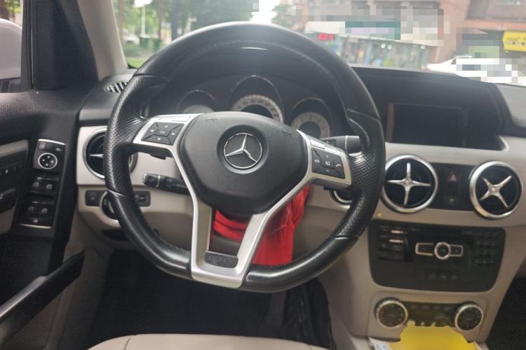 Used Mercedes-Benz GLK-Class 2015 GLK 260 4MATIC Dynamic Edition Ultimate Version Steering Wheel