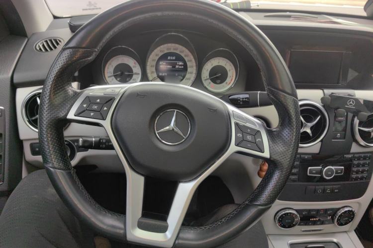 Used Mercedes-Benz GLK-Class 2015 GLK 260 4MATIC Dynamic Edition Ultimate Version Steering Wheel