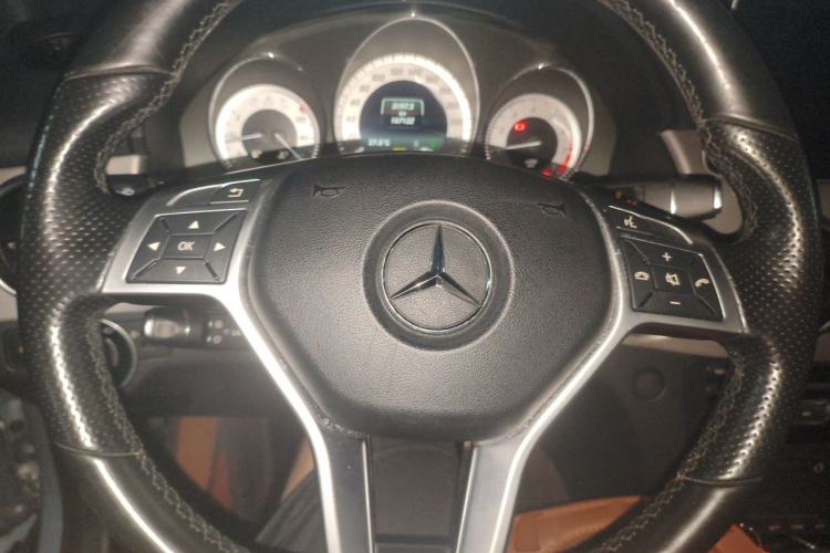 Used Mercedes-Benz GLK-Class 2015 GLK 260 4MATIC Dynamic Edition Ultimate Version Steering Wheel